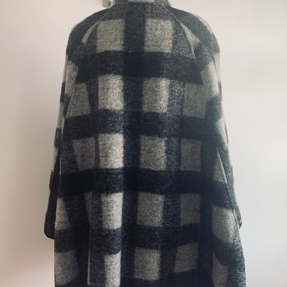 Banana Republic Heritage Black Plaid Cape XS/S - Picture 5 of 10